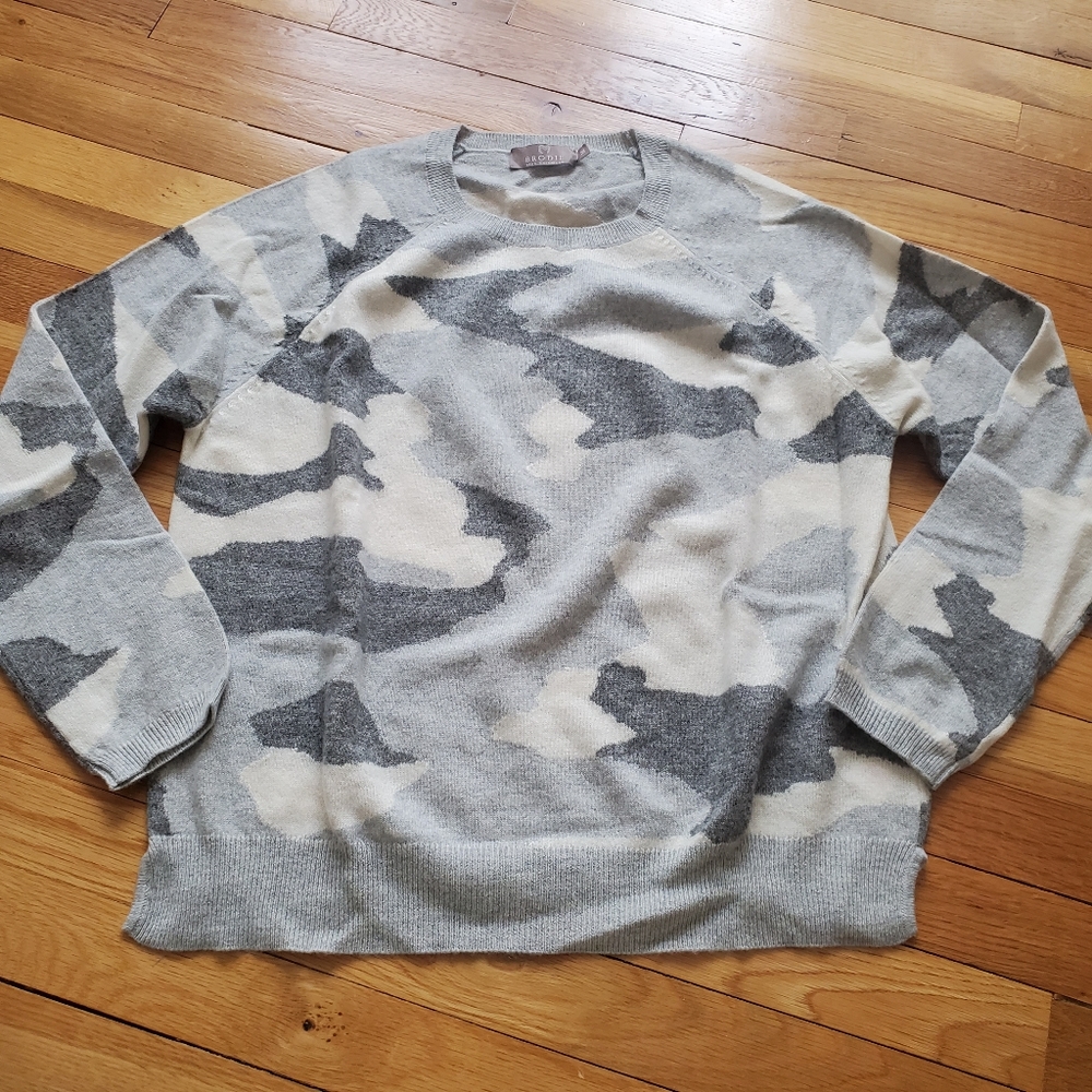 Brodie Fine Cashmere Sweater